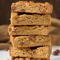 Chewy Peanut Butter Blondies