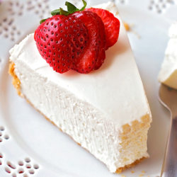 No-Bake Strawberry Topped Cheesecake | lifemadesimplebakes.com