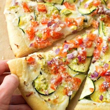 Garden Veggie Pizza | lifemadesimplebakes.com