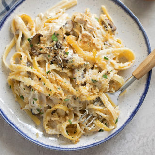 Chicken tetrazzini made with real ingredients in under 60 minutes.