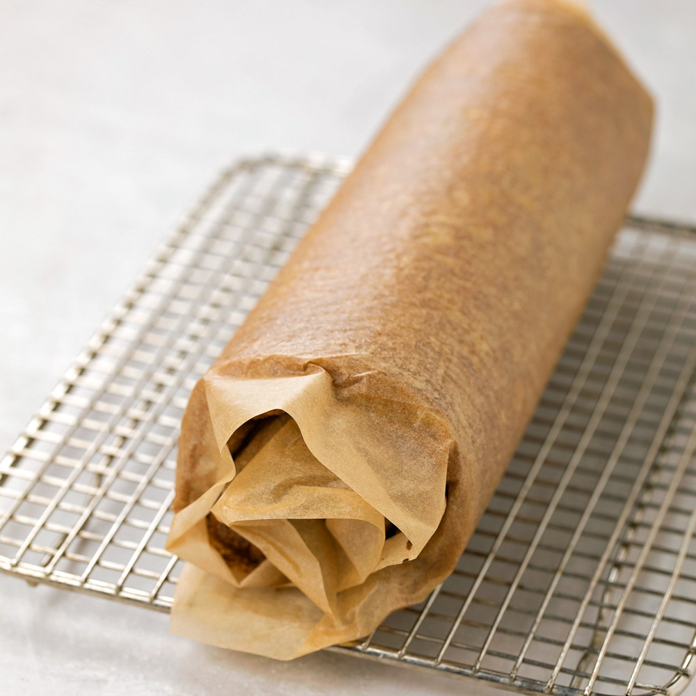 How to make a pumpkin roll process picture