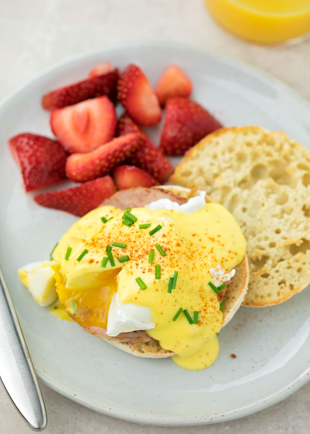 Homemade Eggs Benedict recipe