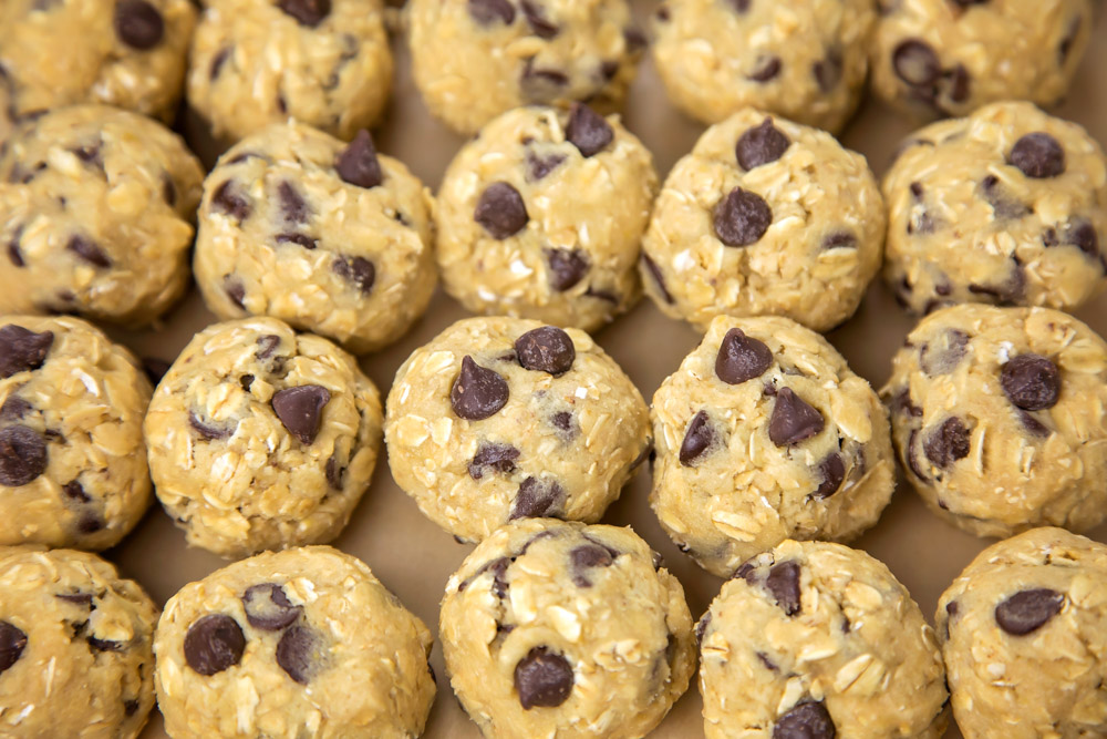 Oatmeal cookie dough balls