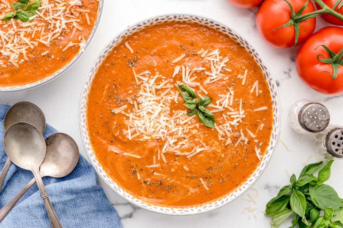 Instant Pot tomato soup served in bowls 