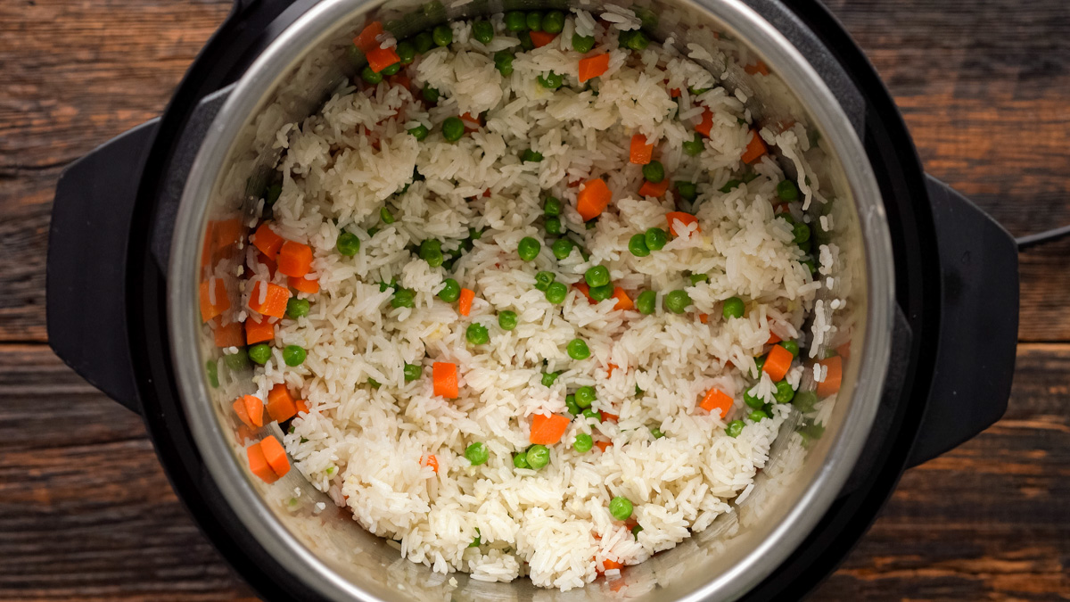 Rice added back into the instant pot.