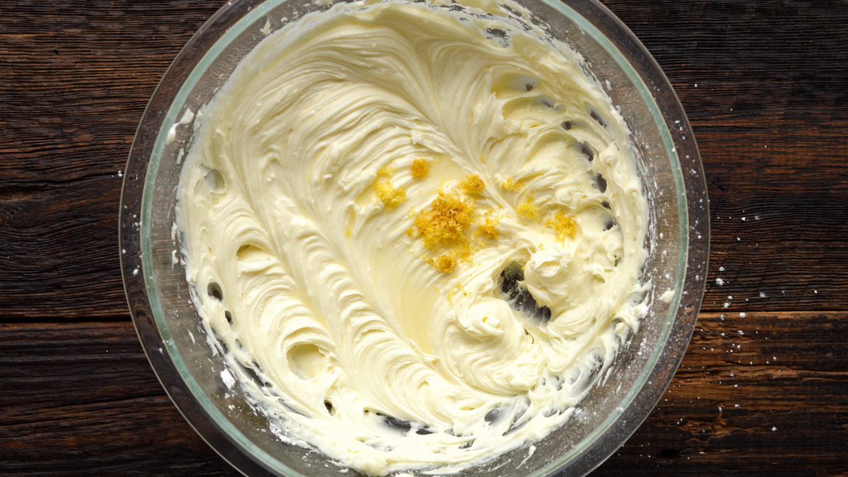 Lemon zest, juice, and extract added to the frosting.