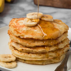 Start your day with a batch of these Banana Cottage Cheese Pancakes. Fluffy pancakes that are packed with protein and sweet banana flavor!